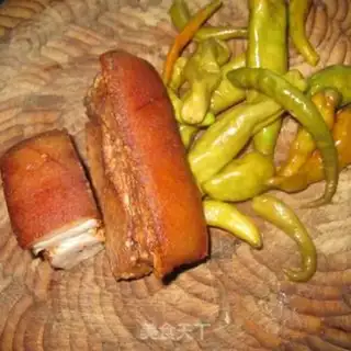 Make Sour peppers steaming the Eastside step 0