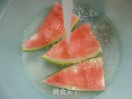 Make Clear the watermelon step 1