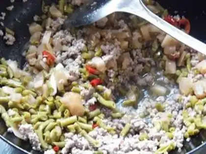 Make Sour bean fried meat step 5