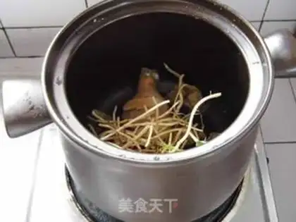 Make Fish and grass for chicken soup step 4