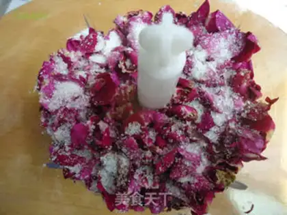 Make Rose honey step 5