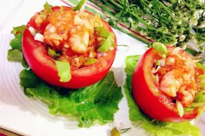 Make Tomato shrimp salad step 17