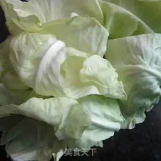 Make A fragrance green roll step 1