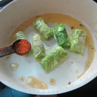 Make A fragrance green roll step 10