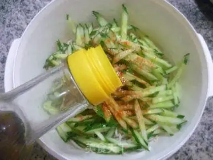 Make The cucumbers mixed with flour step 12