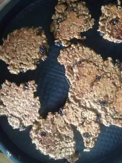 Make No oil, no sugar, mocha oatmeal cookies step 1