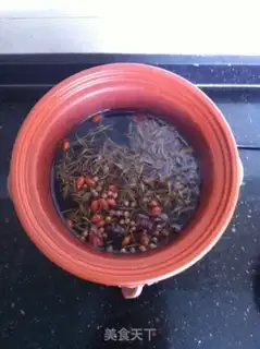 Make Five spicy tea eggs step 5