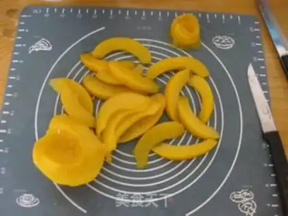 Make Peach mousse cake step 13
