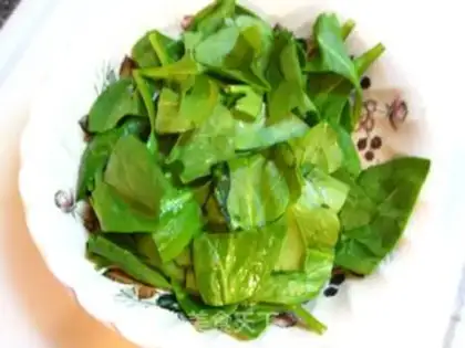 Make Spinach omelet step 1