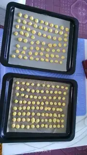 Make Little yolk cookies step 4