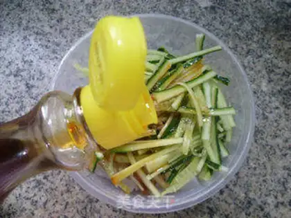 Make Gold pins and mushrooms step 12