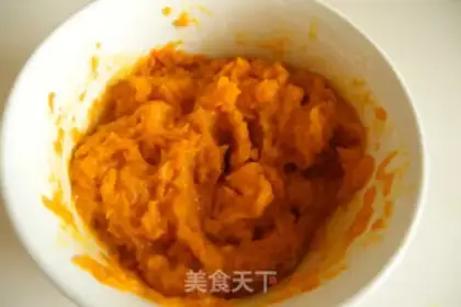 Make Pumpkin hoove roll step 0