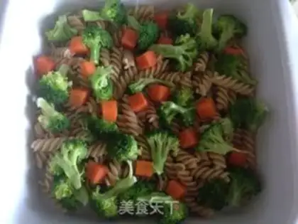 Make Salmon pasta step 4