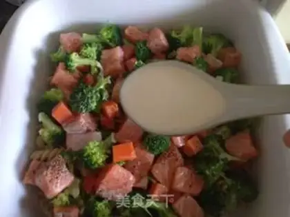 Make Salmon pasta step 6