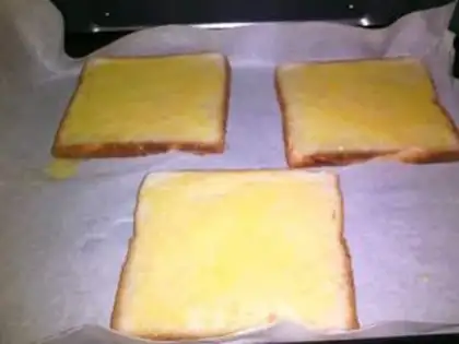 Make Egg sausage toast step 2