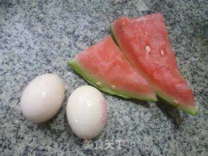 Make Watermelon skind eggs step 0