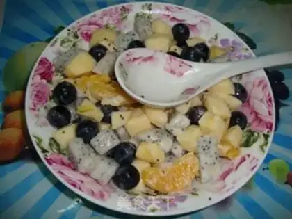 Make Honey cream fruit plate step 7