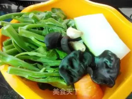 Make ♪ Mustard blue fried wintermelon ♪ step 0