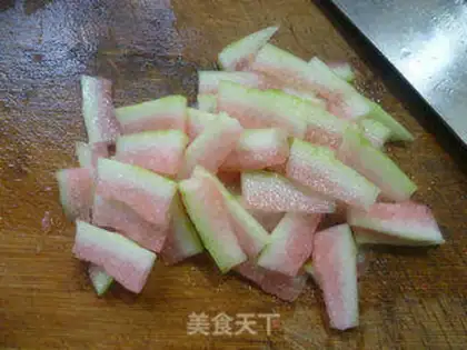 Make Watermelon skind eggs step 4