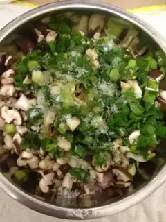 Make Pistol mushroom shrimp rice step 1