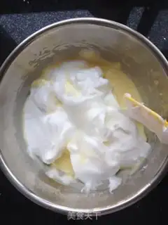 Make Sour cherry cake step 4