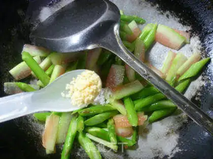 Make Pumpkin step 9