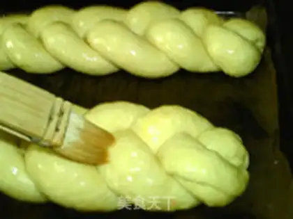 Make Buttertail bread step 17