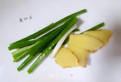 Make Black fish tofu soup step 1