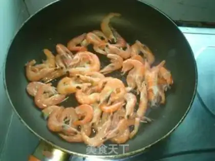 Make Spicy shrimp step 1