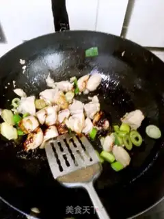 Make Three chickens with sauce step 7