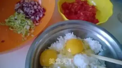 Make Tomato egg fried rice step 0