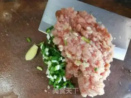 Make Porkball soup step 1