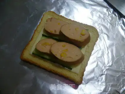 Make A simple sandwich step 3