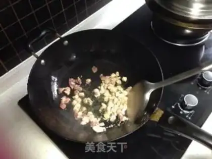 Make Panda eats the fly step 2