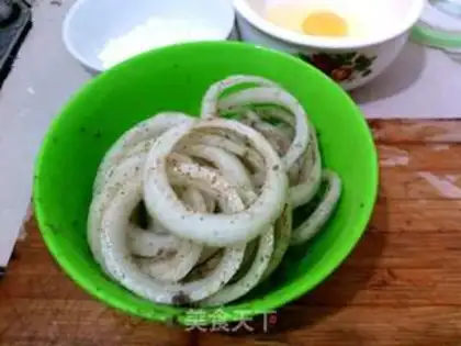 Make Onion rings step 1
