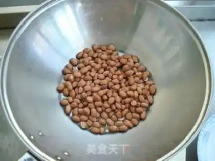Make Old vinegar peanuts step 1