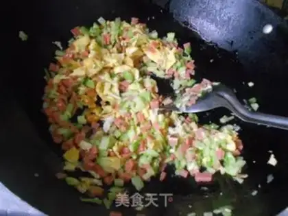 Make cucumber sausage and egg fried rice step 2