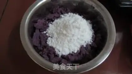 Make Spaghetti-shaped bread step 1