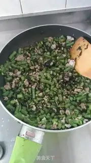 Make Olives, bean horns step 3