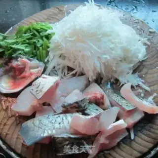 Make Spicy radish step 0