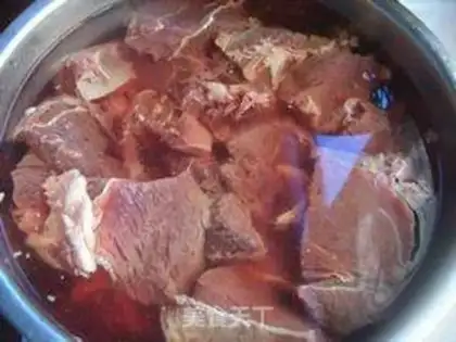 Make Private beef noodles step 1