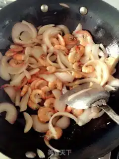 Make Spicy spicy shrimp step 3