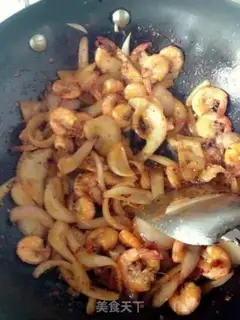 Make Spicy spicy shrimp step 4