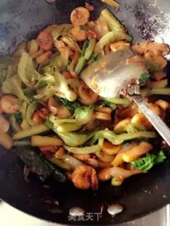 Make Spicy spicy shrimp step 6