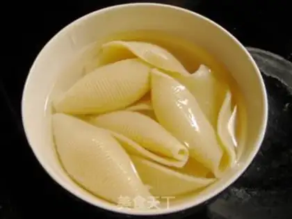 Make Beef sauce and vegetable husk powder step 1
