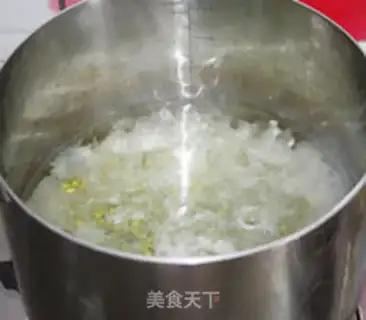 Make Sweet green bean silver ear soup step 8
