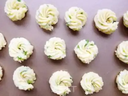 Make Onion cookies step 10