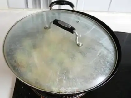 Make Three pieces of meat and noodles step 8