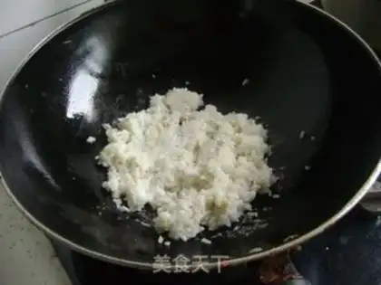 Make Pineapple shrimp fried rice step 2