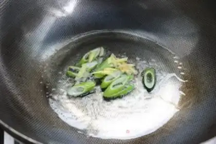 Make Shrimp-skin fan, casserole step 4